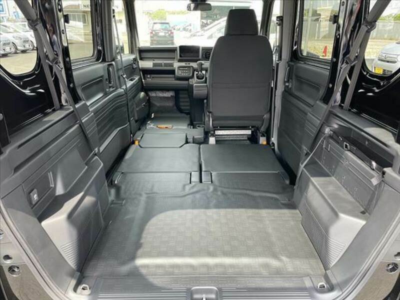 N-VAN