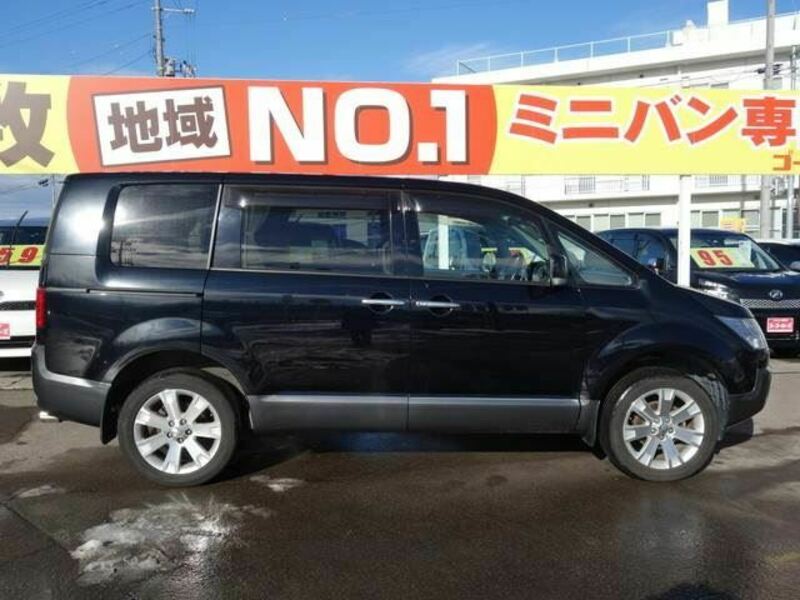 DELICA D5