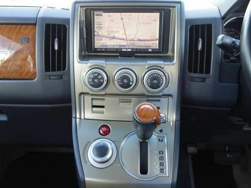 DELICA D5