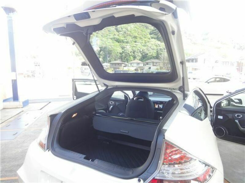 CR-Z