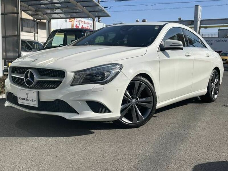 MERCEDES-BENZ　CLA-CLASS