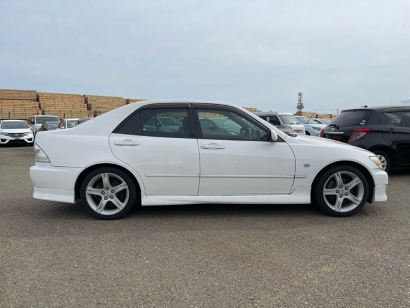 ALTEZZA