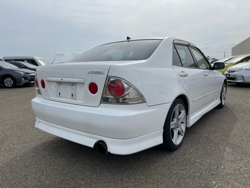 ALTEZZA