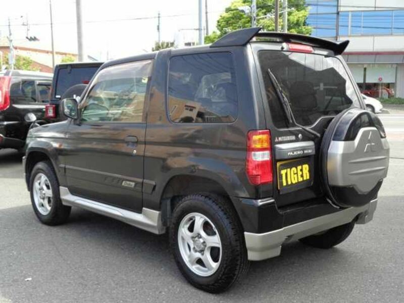 PAJERO MINI-18