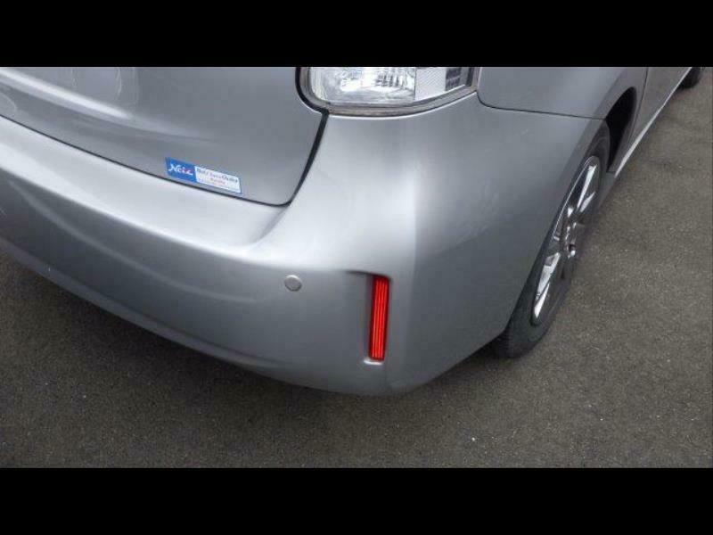 PRIUS ALPHA