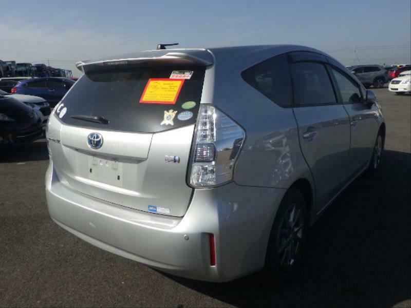 PRIUS ALPHA