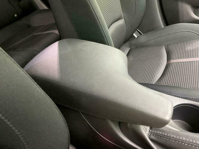 Axela Sport