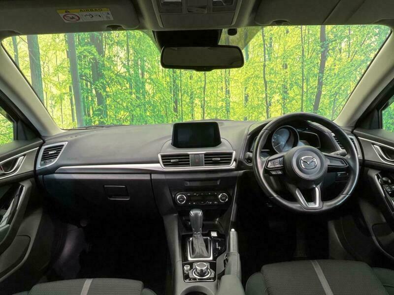 Axela Sport