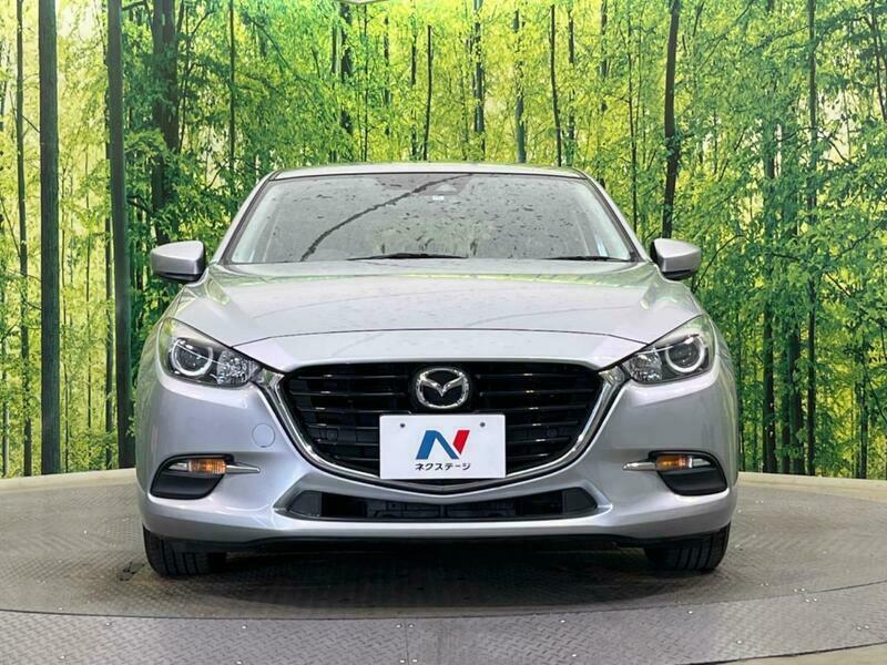 Axela Sport