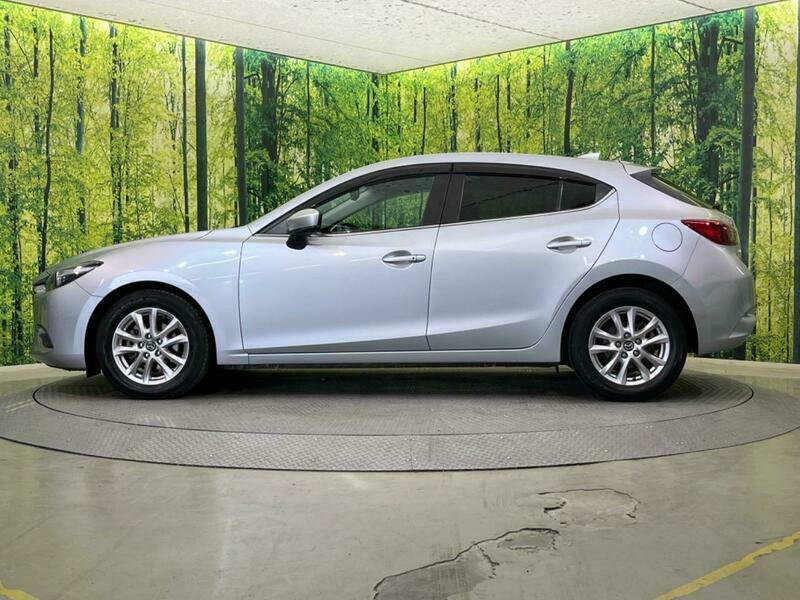 Axela Sport