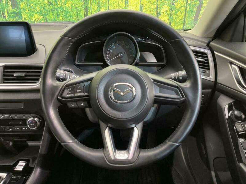Axela Sport