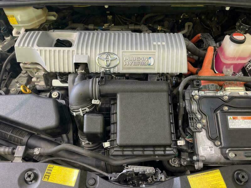 PRIUS PHV