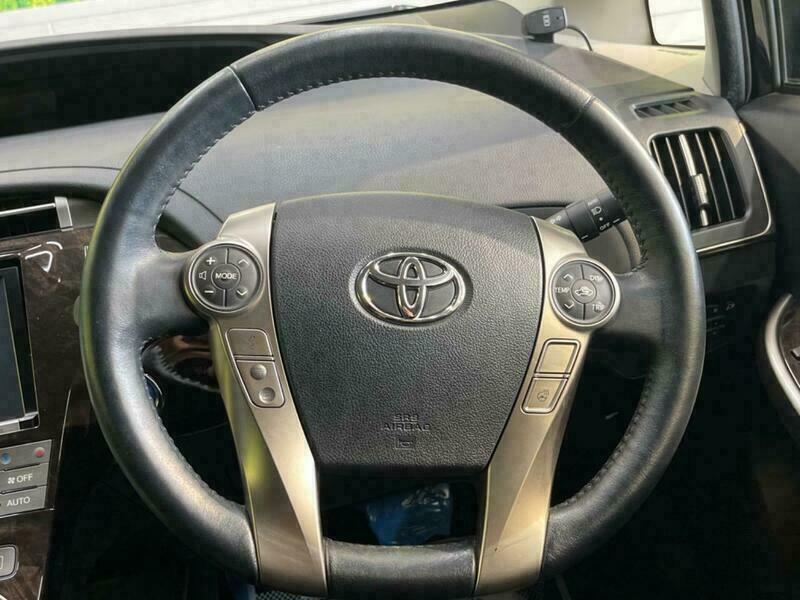 PRIUS PHV