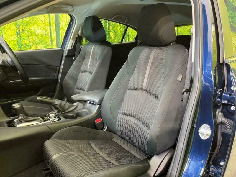 Axela Sport