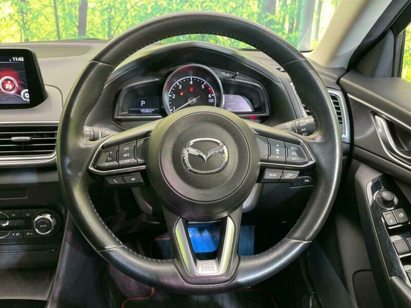 Axela Sport
