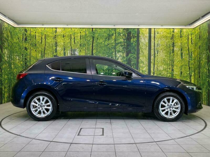 Axela Sport