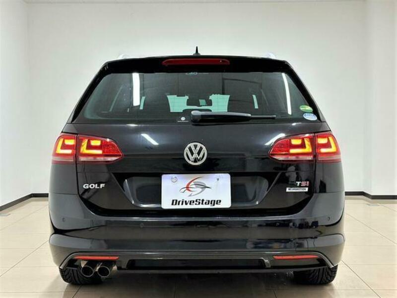 GOLF VARIANT