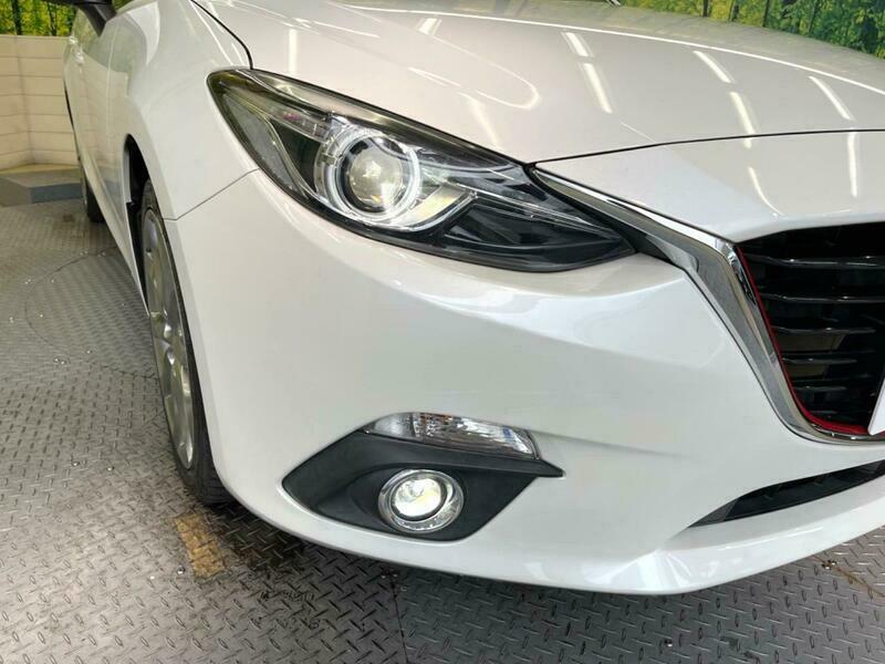 Axela Sport