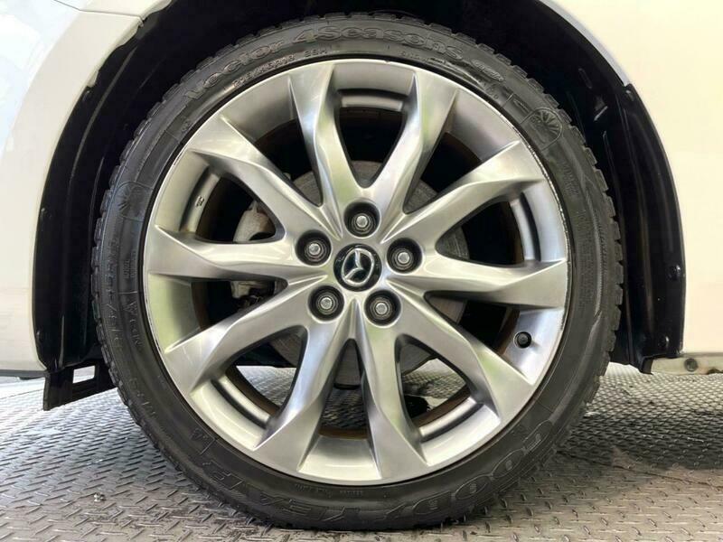 Axela Sport