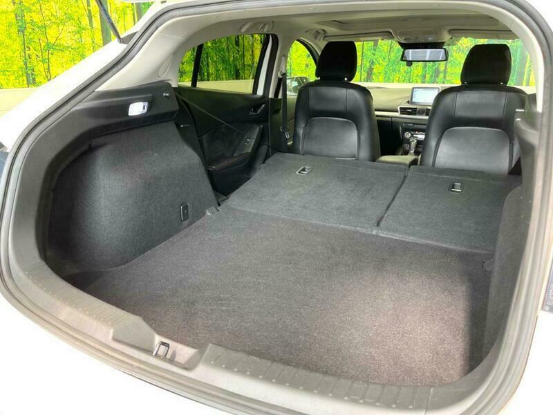 Axela Sport