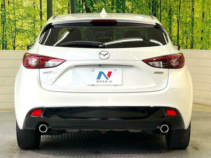Axela Sport