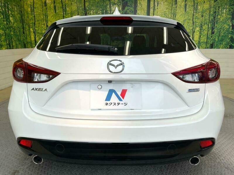 Axela Sport