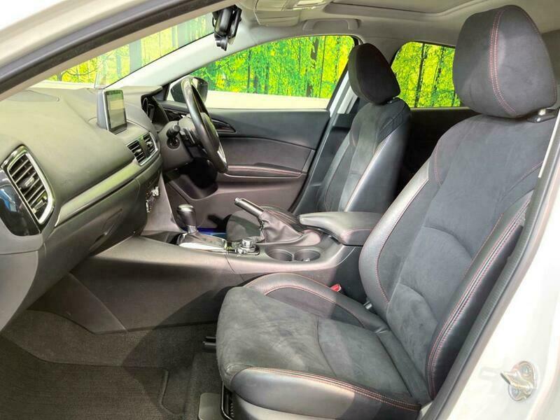 Axela Sport