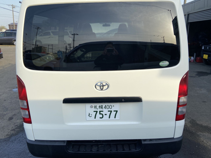 HIACE VAN-1