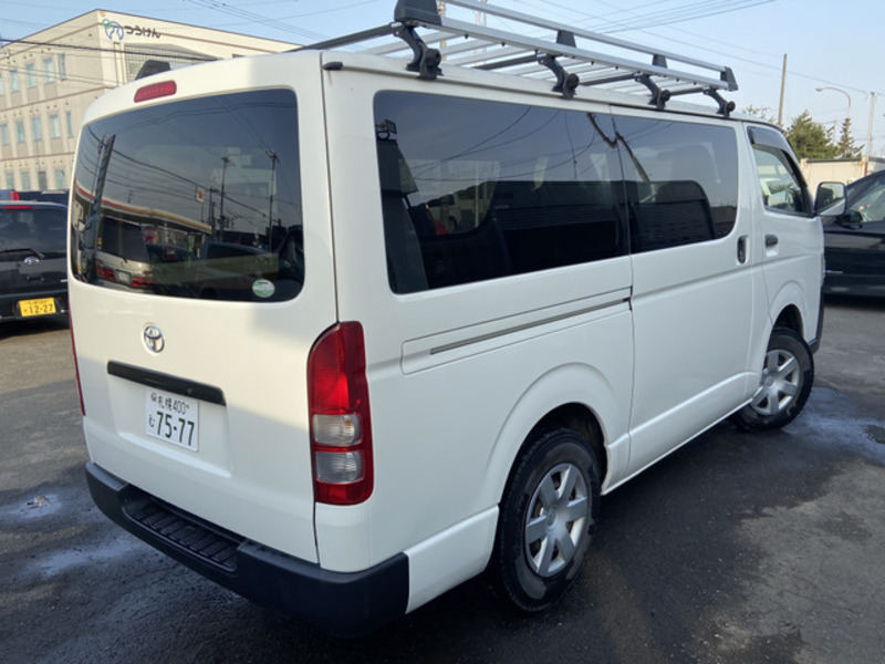 HIACE VAN-9