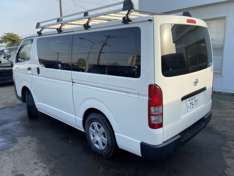 HIACE VAN-8