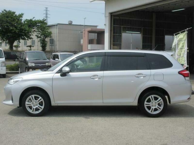 COROLLA FIELDER