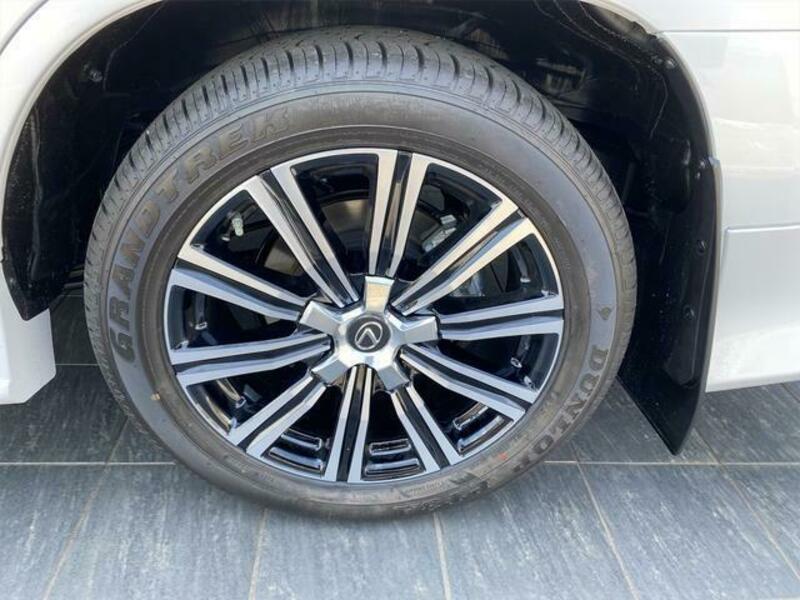 LX