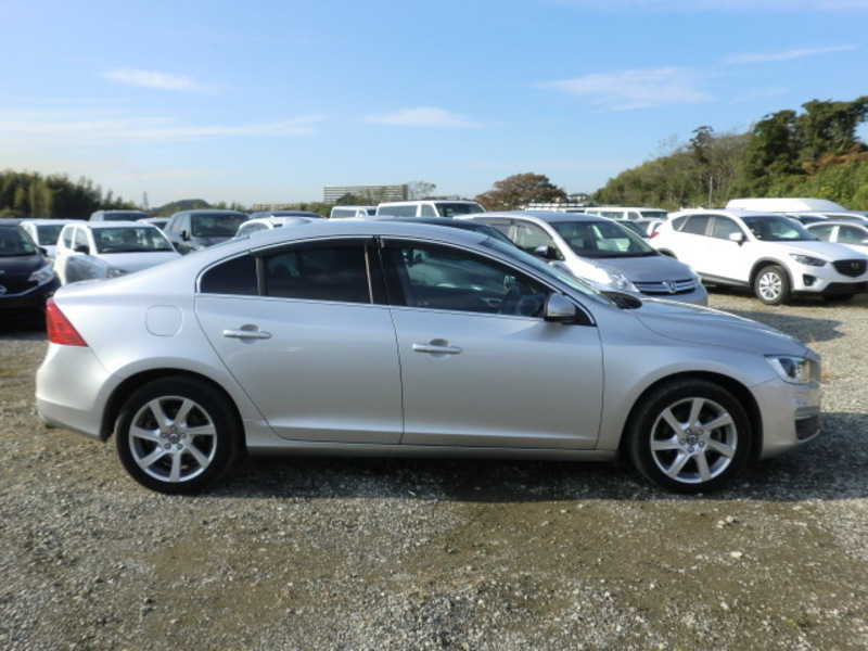 S60