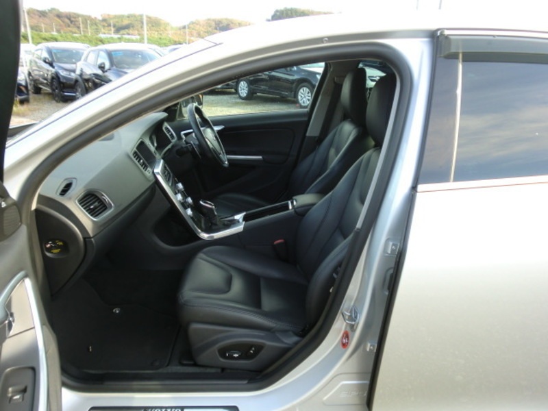 S60