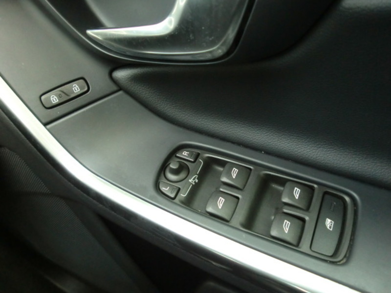 S60