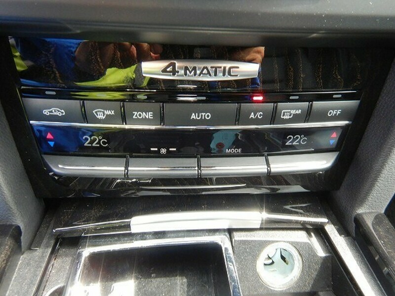 E CLASS STATION WAGON