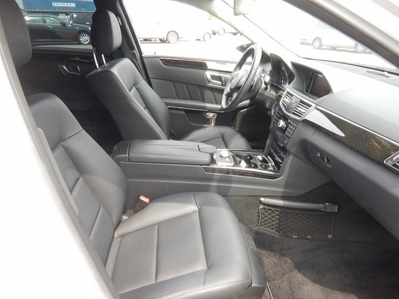 E CLASS STATION WAGON