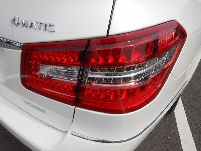 E CLASS STATION WAGON