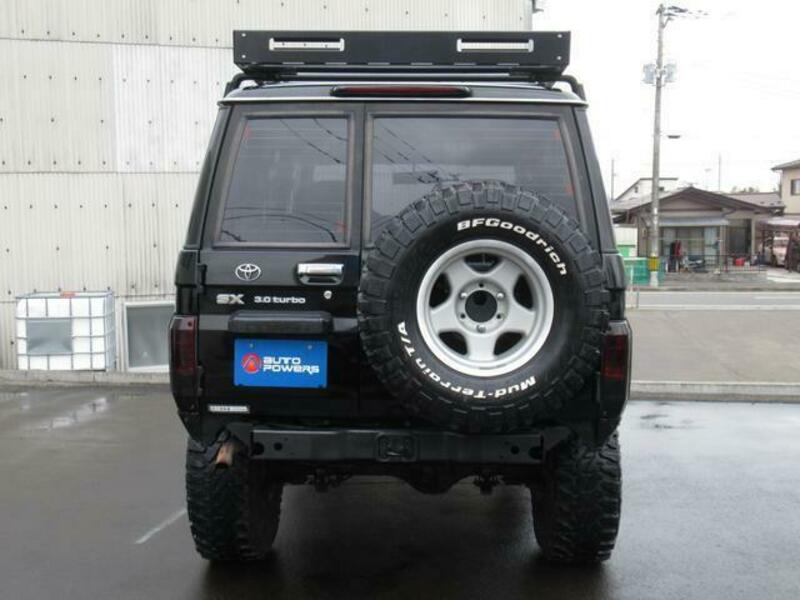 LAND CRUISER PRADO-3