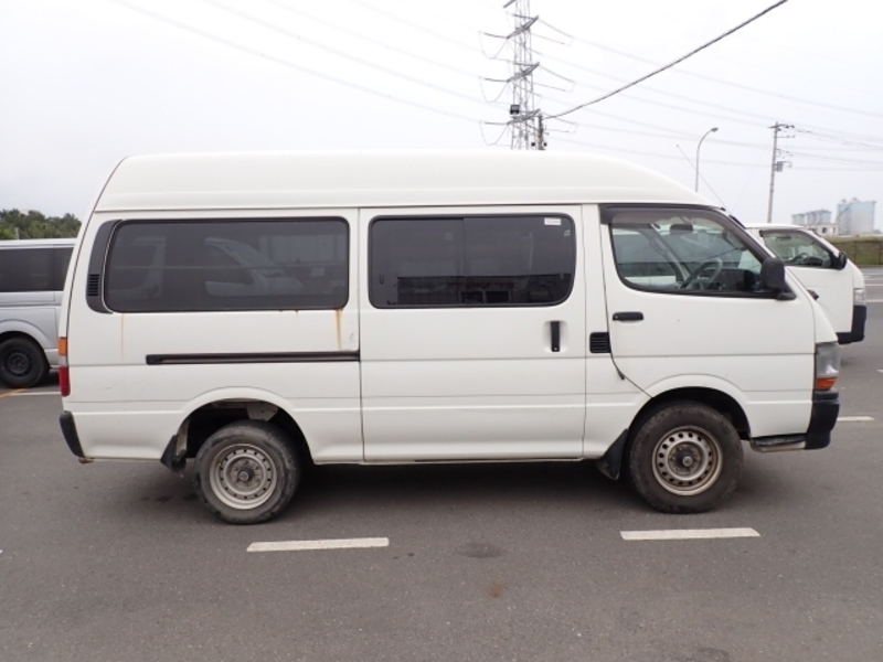 HIACE VAN