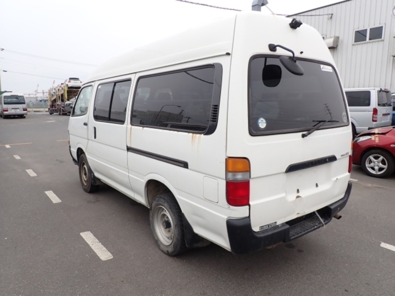 HIACE VAN