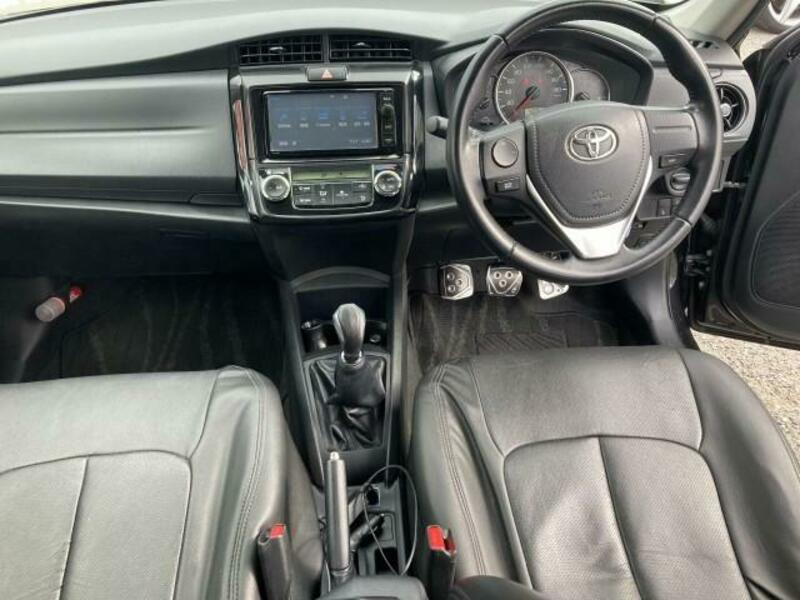 COROLLA AXIO-2