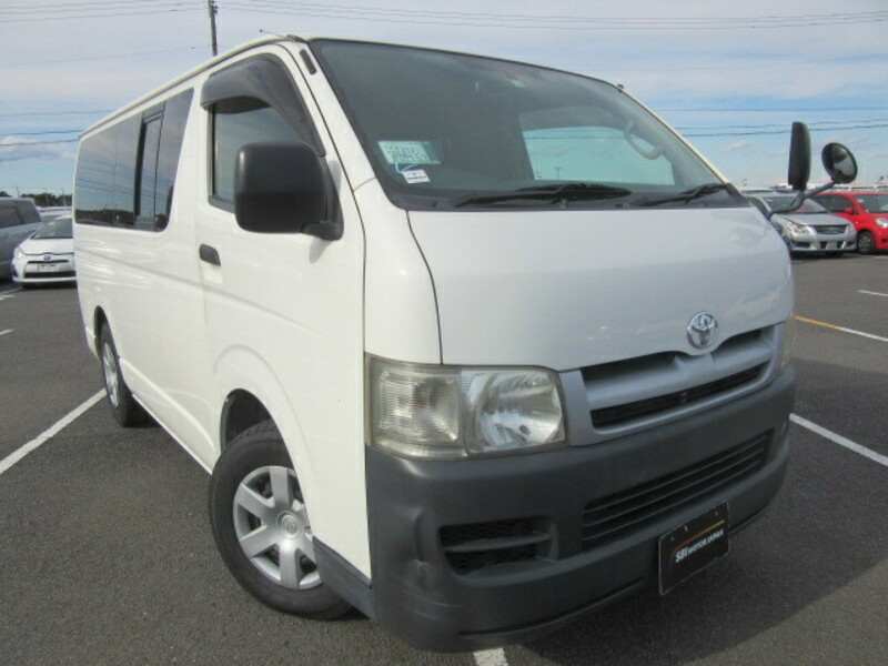 HIACE VAN-1