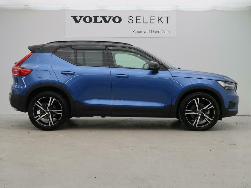 hot wheels volvo xc40