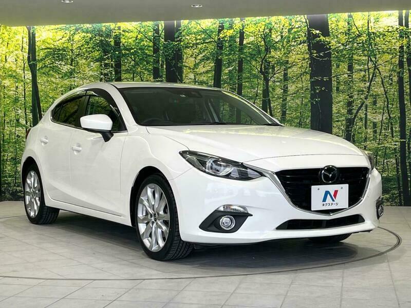 Axela Sport