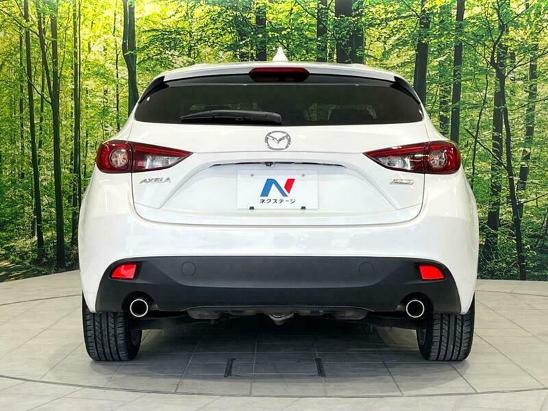 Axela Sport