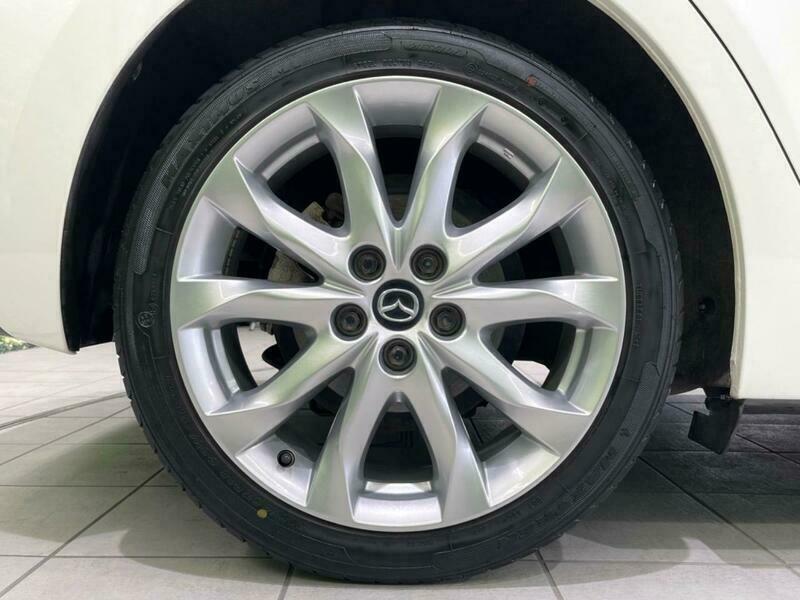 Axela Sport