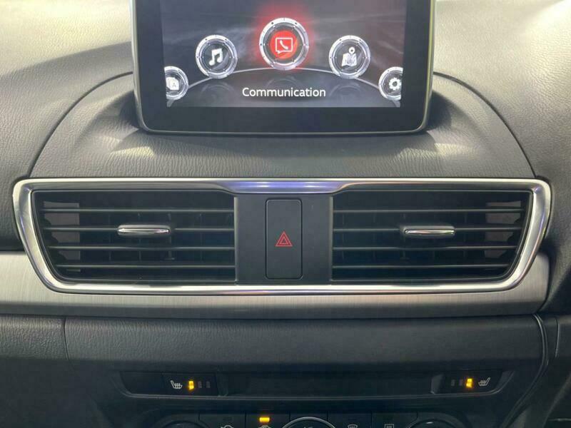 Axela Sport