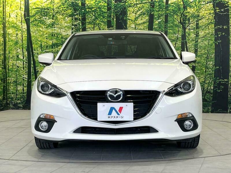 Axela Sport