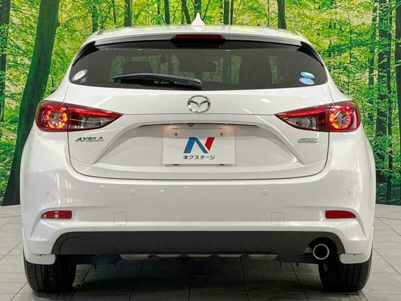 Axela Sport